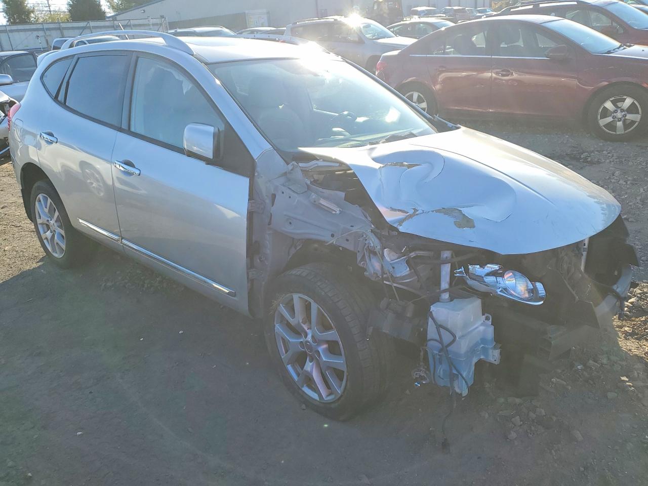 2013 Nissan Rogue S Silver vin: JN8AS5MV9DW642760