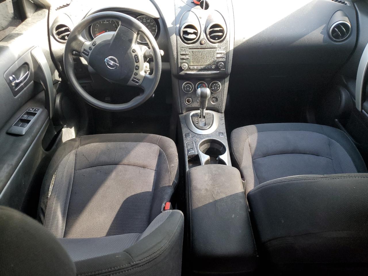 2013 Nissan Rogue S Silver vin: JN8AS5MV9DW650017