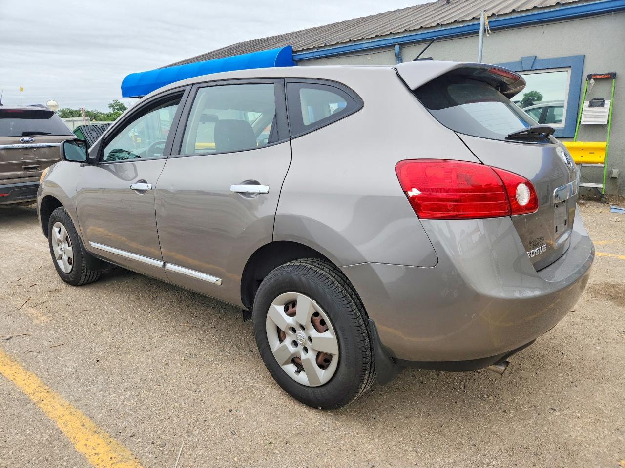 2013 Nissan Rogue S/sv Серебряный vin: JN8AS5MV9DW663303