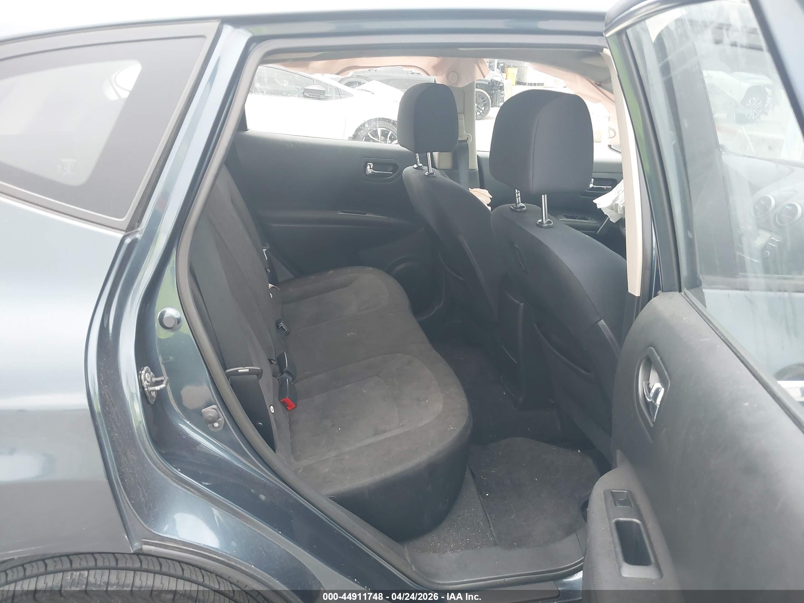 2015 Nissan Rogue Select S Gray vin: JN8AS5MV9FW262109