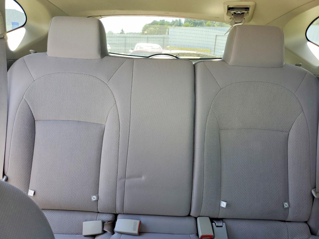 2015 Nissan Rogue Select S Silver vin: JN8AS5MV9FW763677