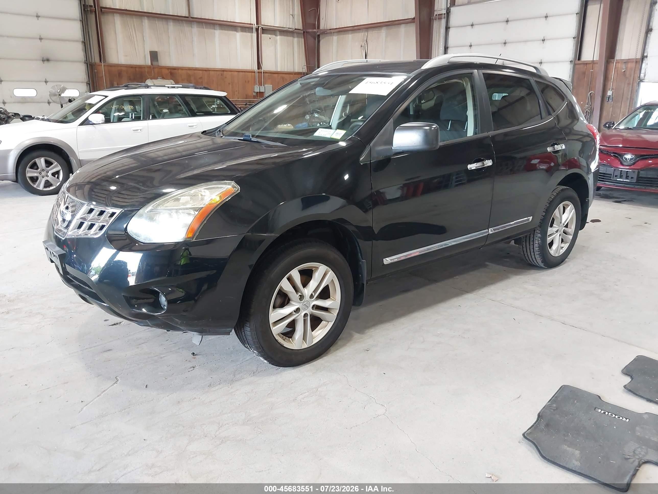 2015 Nissan Rogue Select S Black vin: JN8AS5MV9FW765445