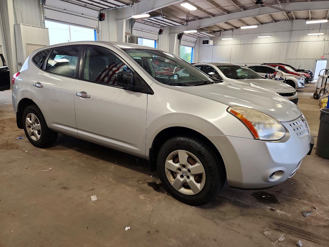 2010 Nissan Rogue S Silver vin: JN8AS5MVXAW118870