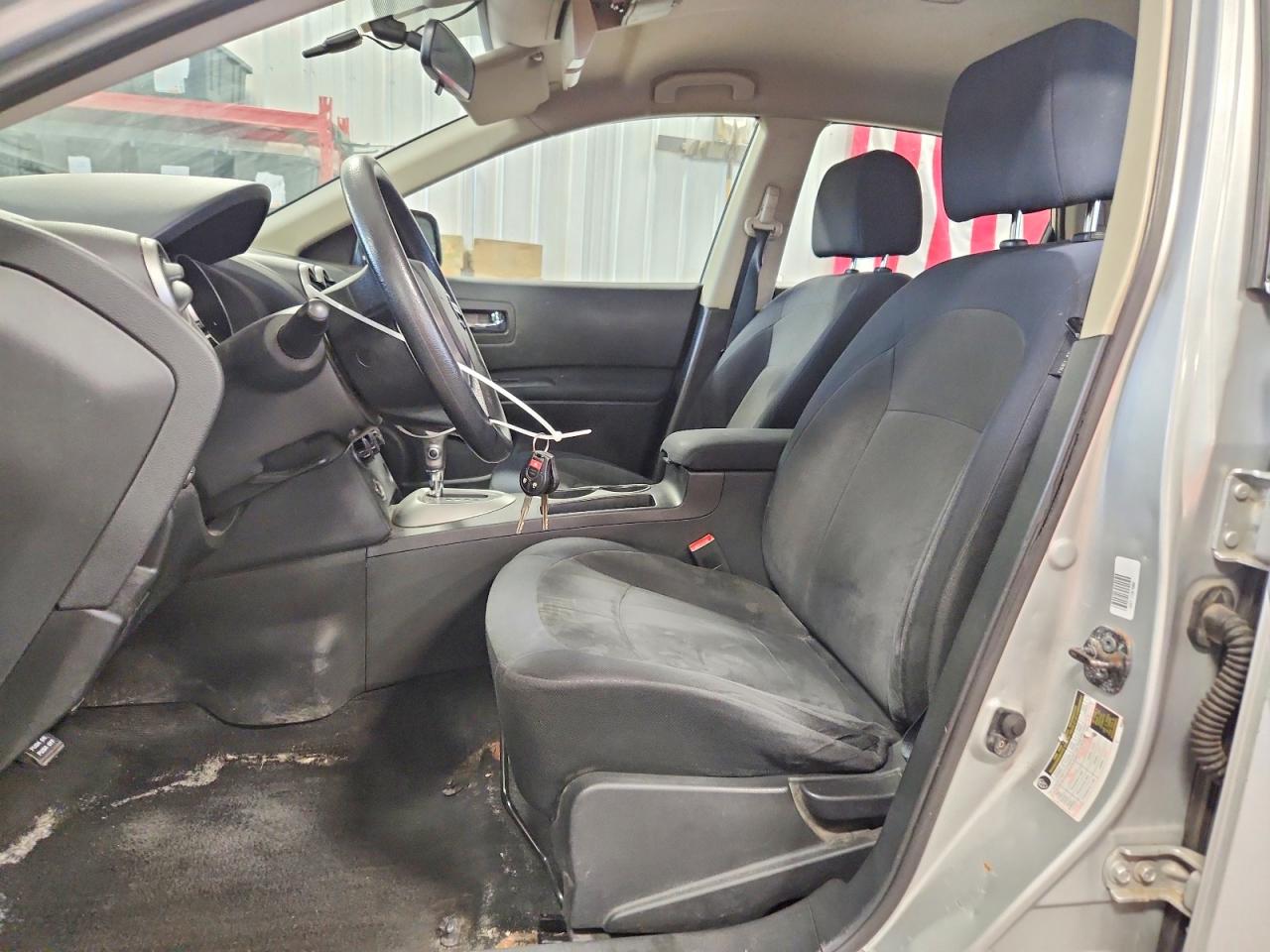 2010 Nissan Rogue S Silver vin: JN8AS5MVXAW118870