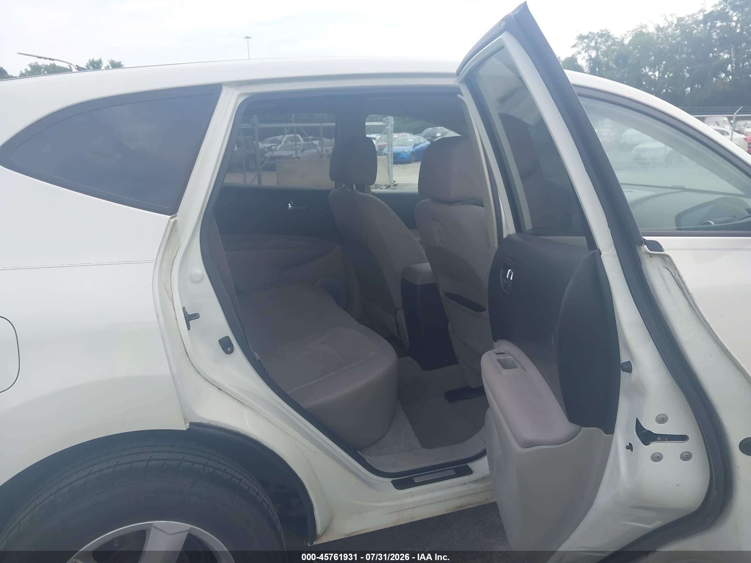 2010 Nissan Rogue S Белый vin: JN8AS5MVXAW121932