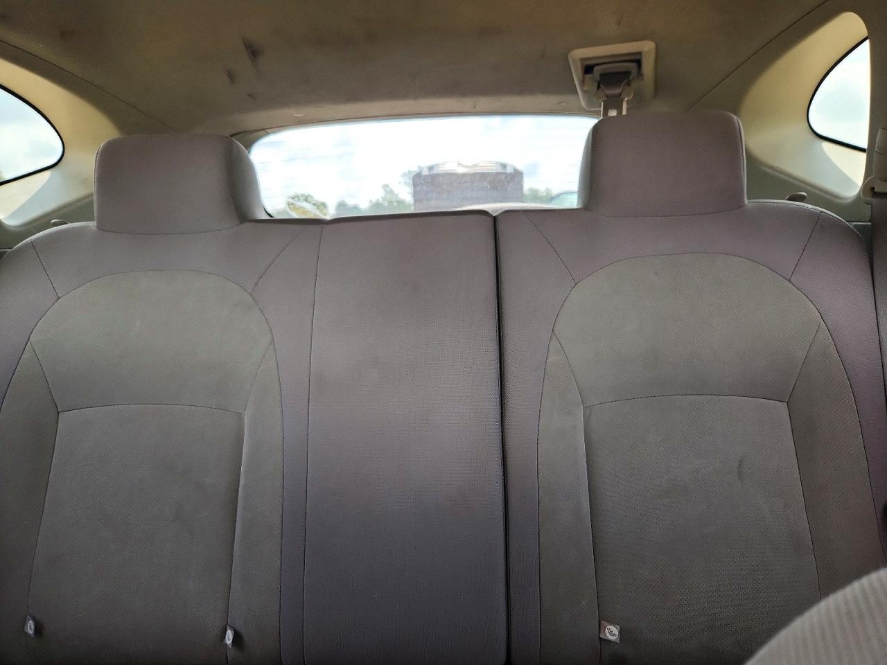 2010 Nissan Rogue S White vin: JN8AS5MVXAW606586