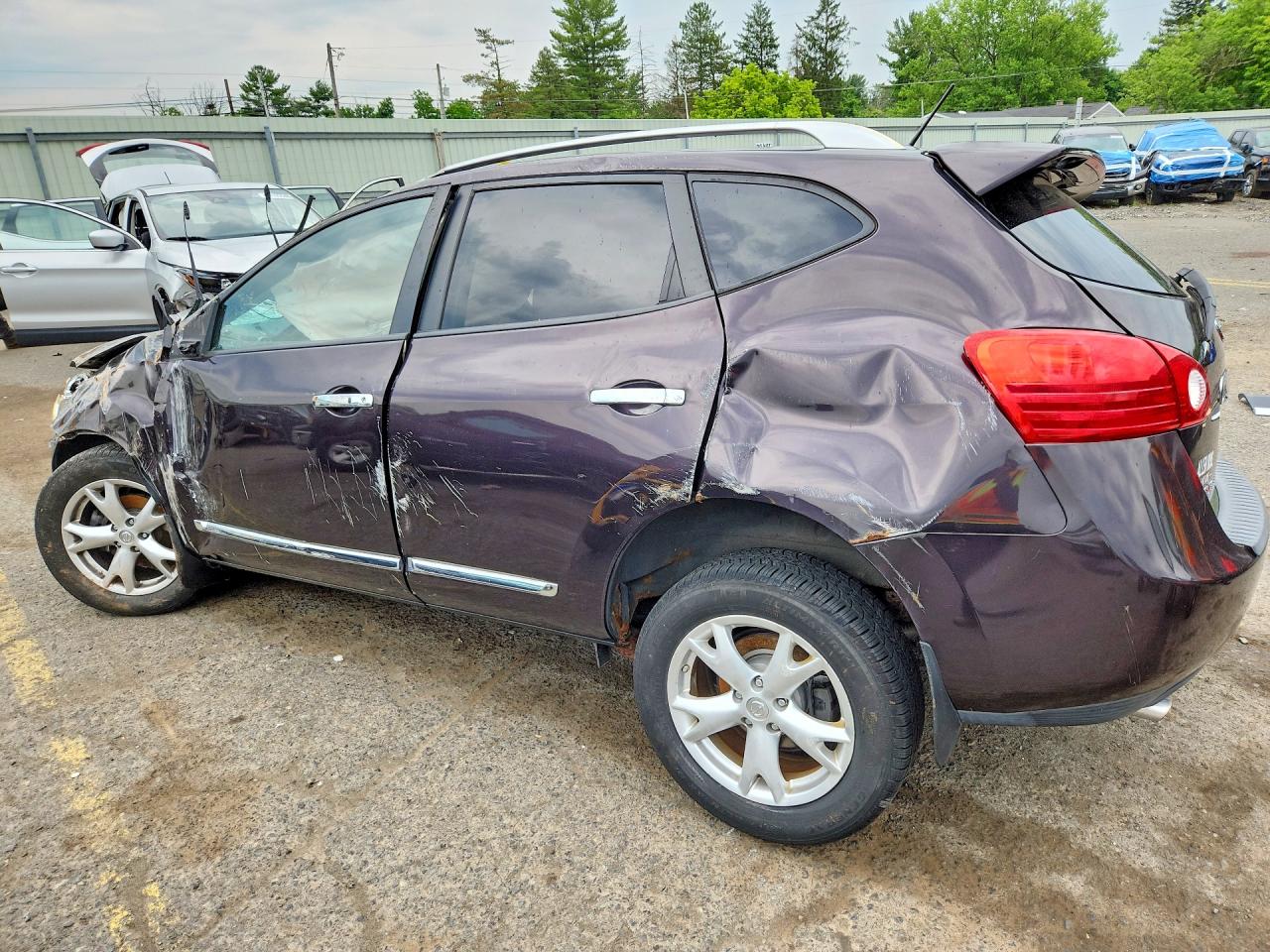 2011 Nissan Rogue S Purple vin: JN8AS5MVXBW253719