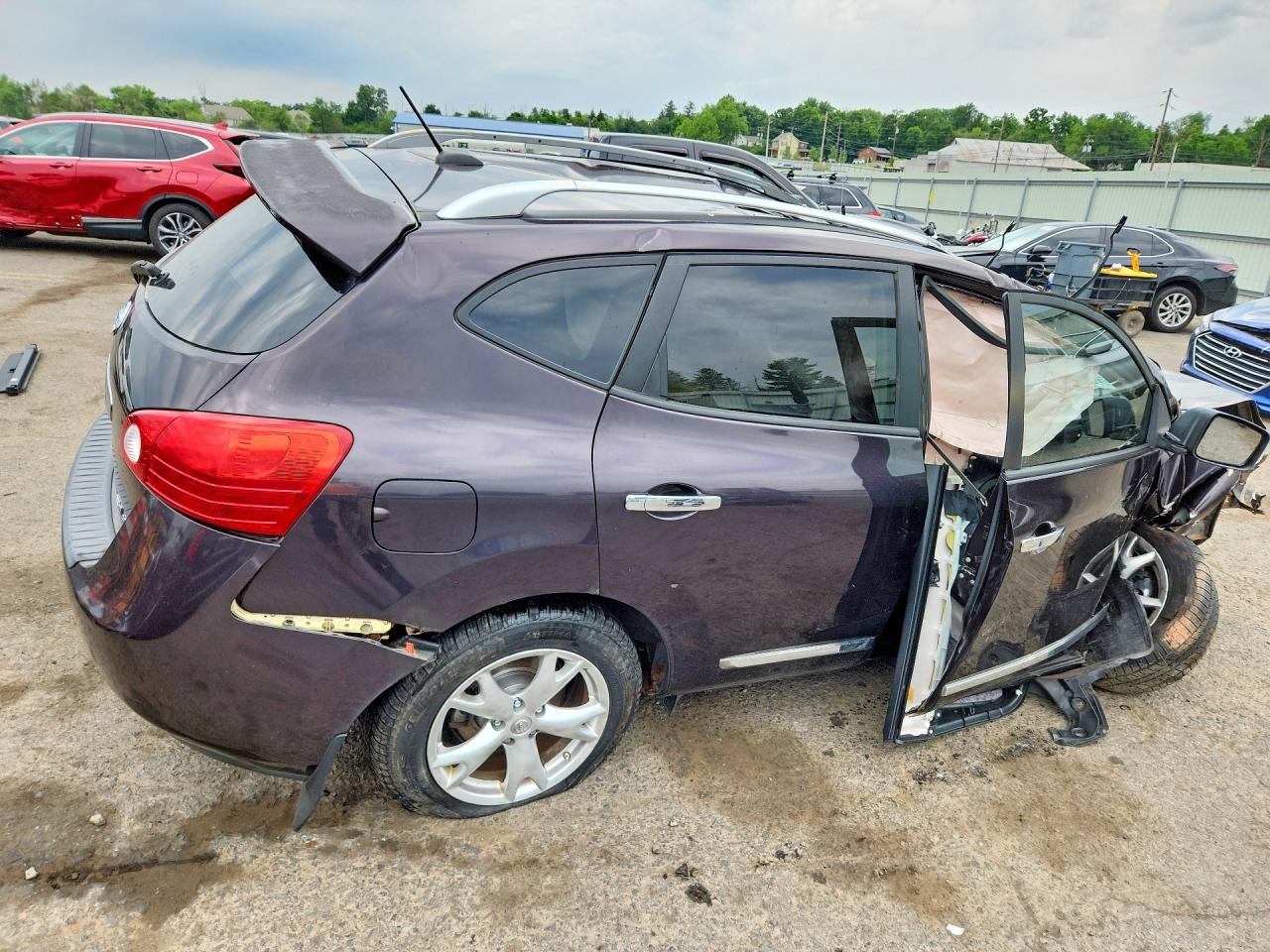 2011 Nissan Rogue S Purple vin: JN8AS5MVXBW253719