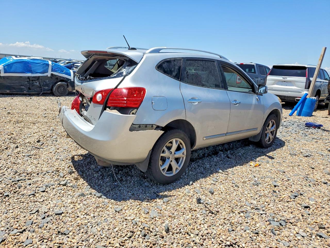 2011 Nissan Rogue S Silver vin: JN8AS5MVXBW279768