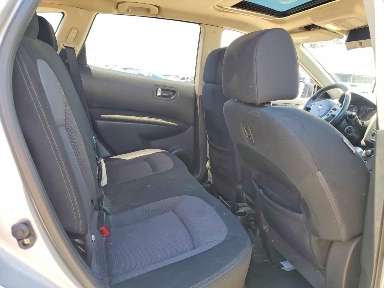 2011 Nissan Rogue S Silver vin: JN8AS5MVXBW279768