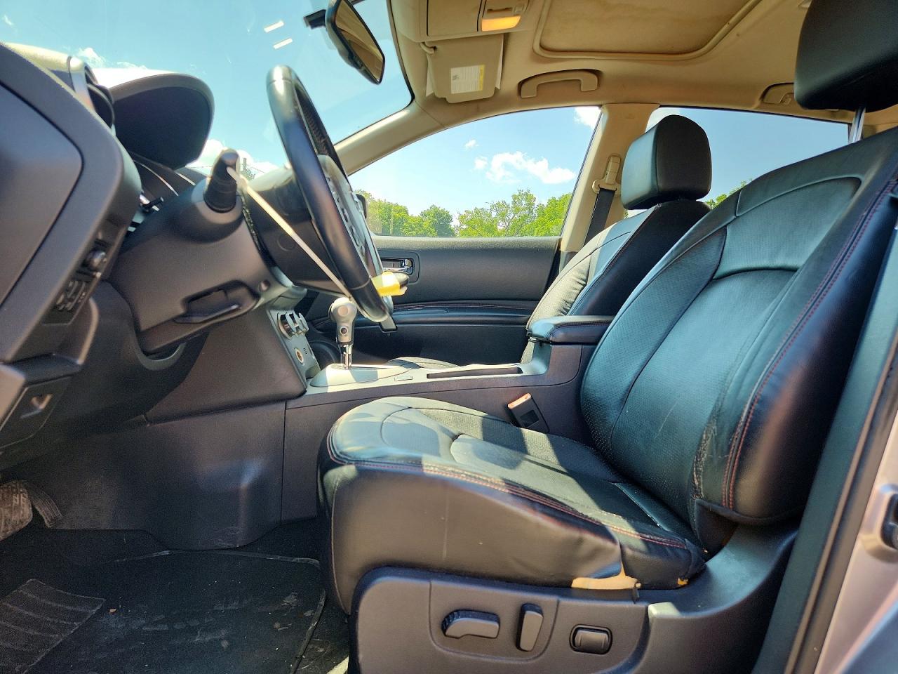 2011 Nissan Rogue S Silver vin: JN8AS5MVXBW281729