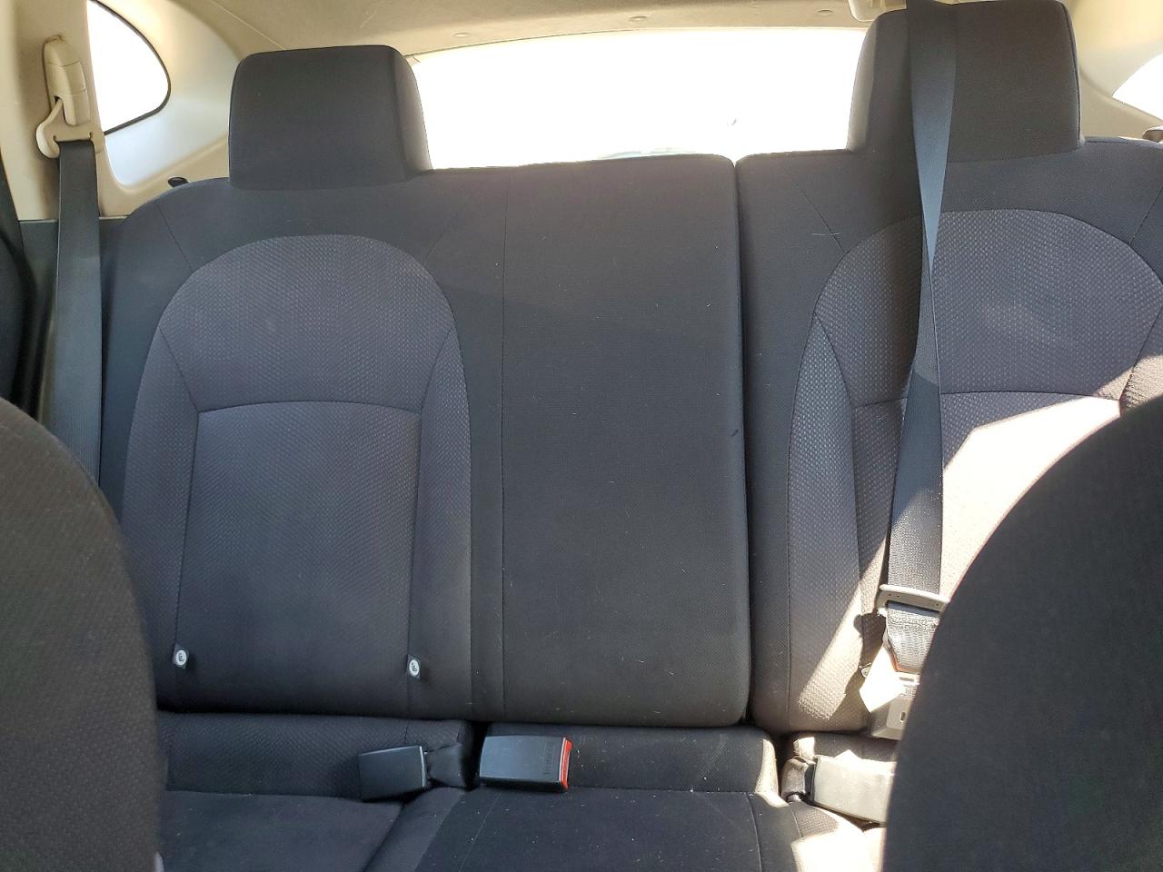 2011 Nissan Rogue S White vin: JN8AS5MVXBW292312