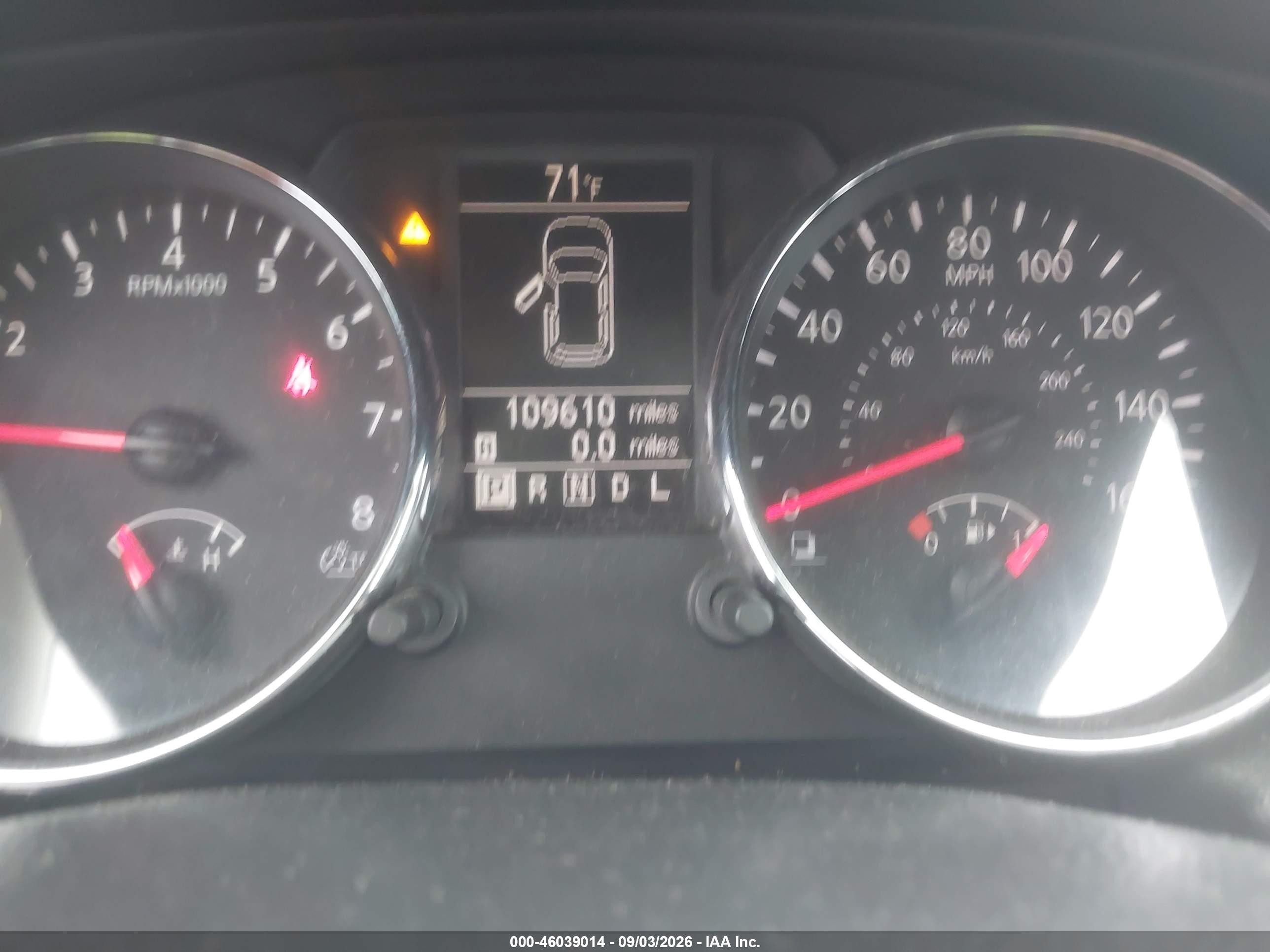 2011 Nissan Rogue S Silver vin: JN8AS5MVXBW661430