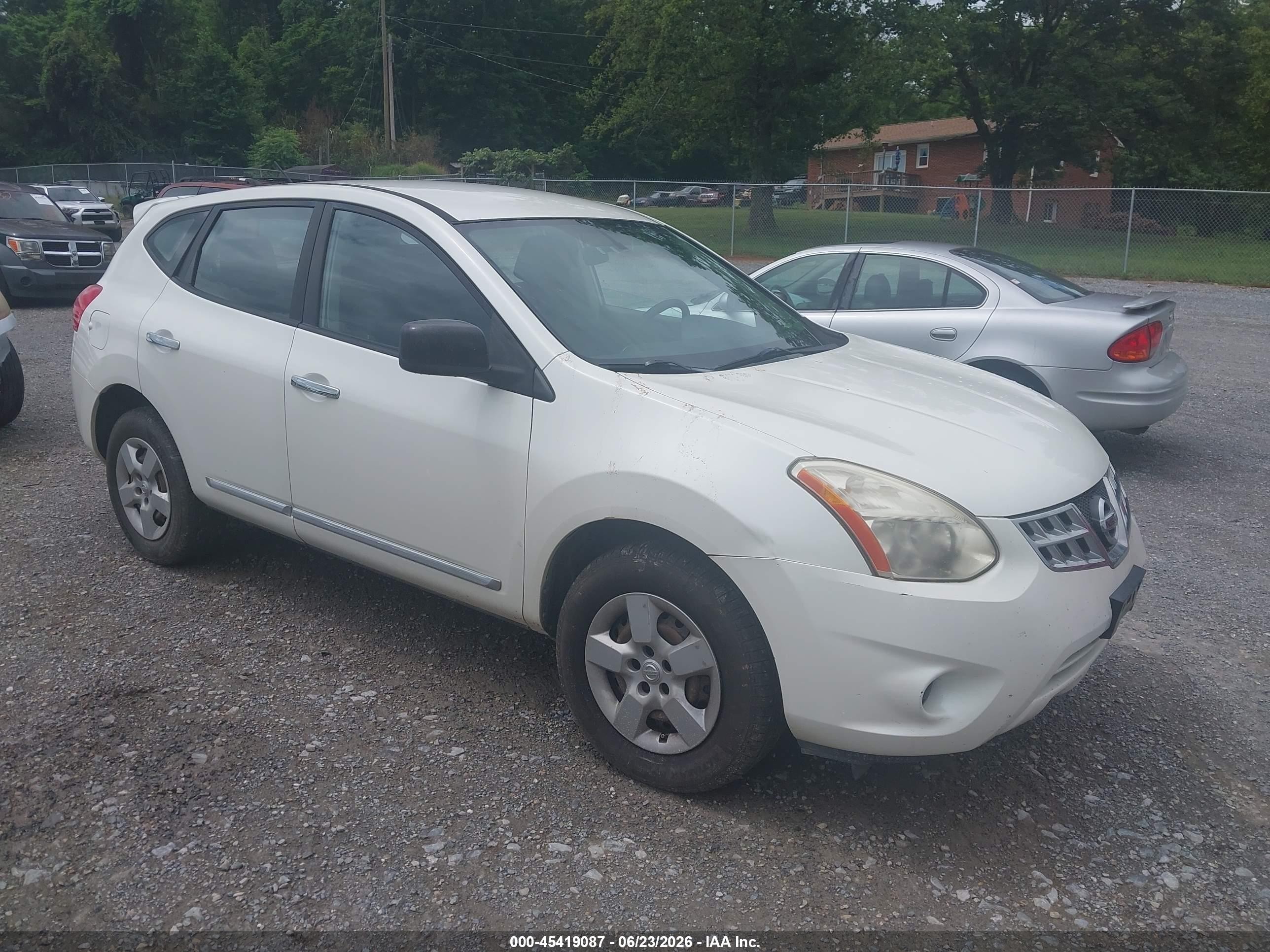 2012 Nissan Rogue S White vin: JN8AS5MVXCW383484