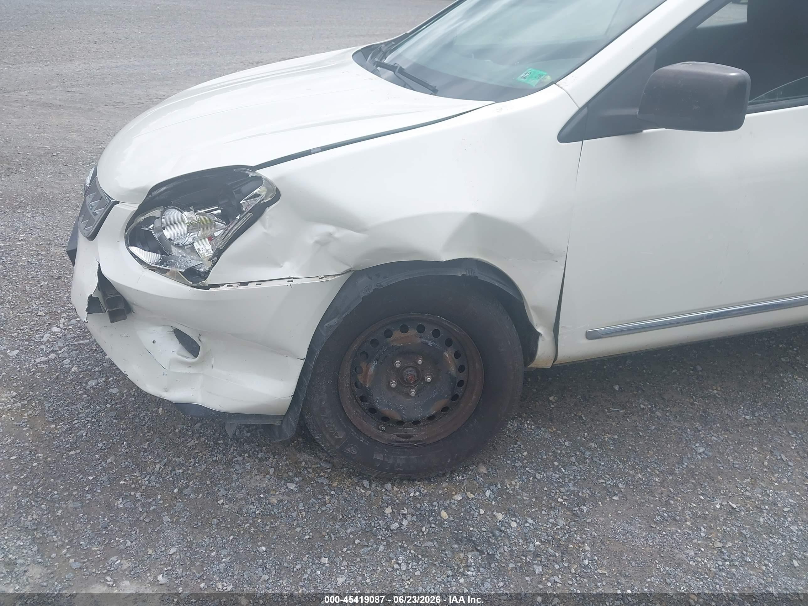 2012 Nissan Rogue S White vin: JN8AS5MVXCW383484