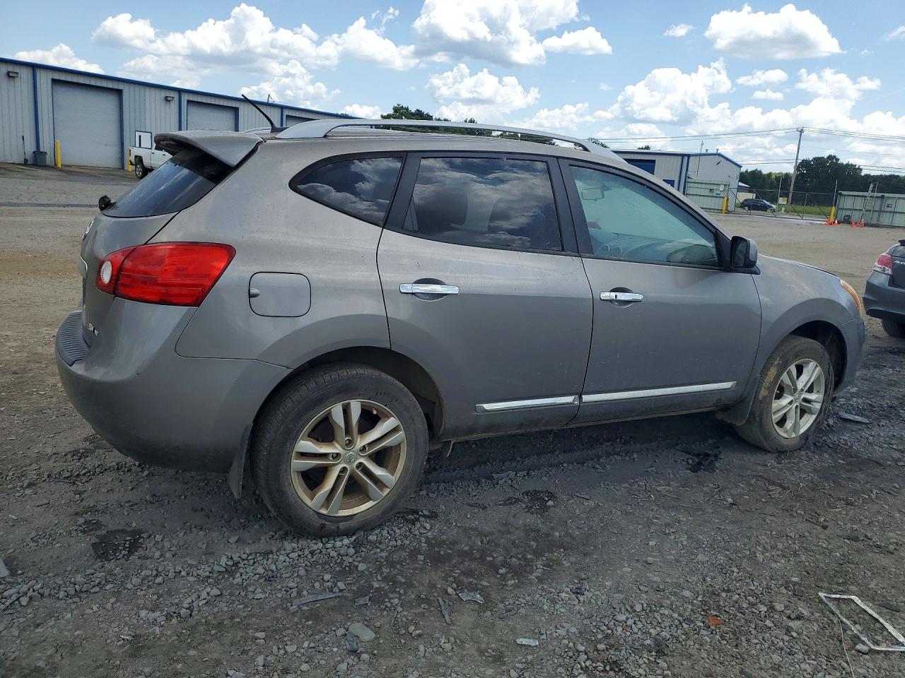 2012 Nissan Rogue S Silver vin: JN8AS5MVXCW384182