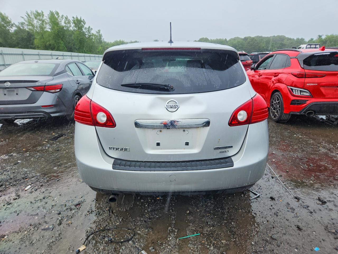 2012 Nissan Rogue S Silver vin: JN8AS5MVXCW388426