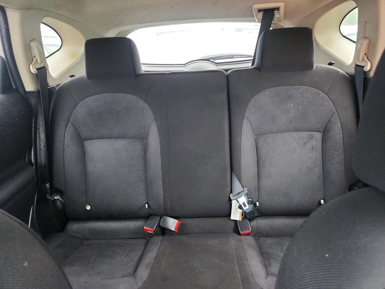 2012 Nissan Rogue S Silver vin: JN8AS5MVXCW388426