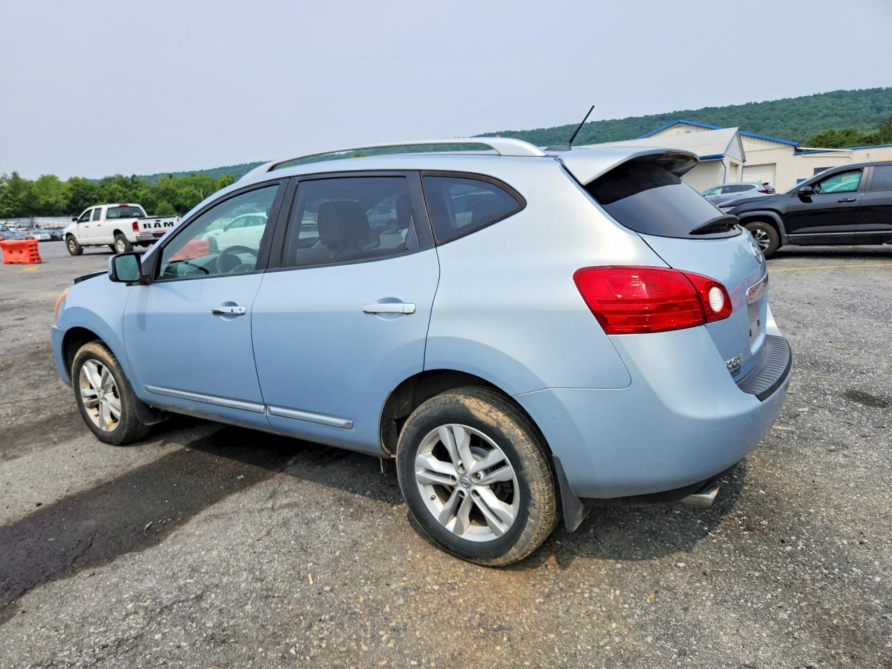 2012 Nissan Rogue S Silver vin: JN8AS5MVXCW390337