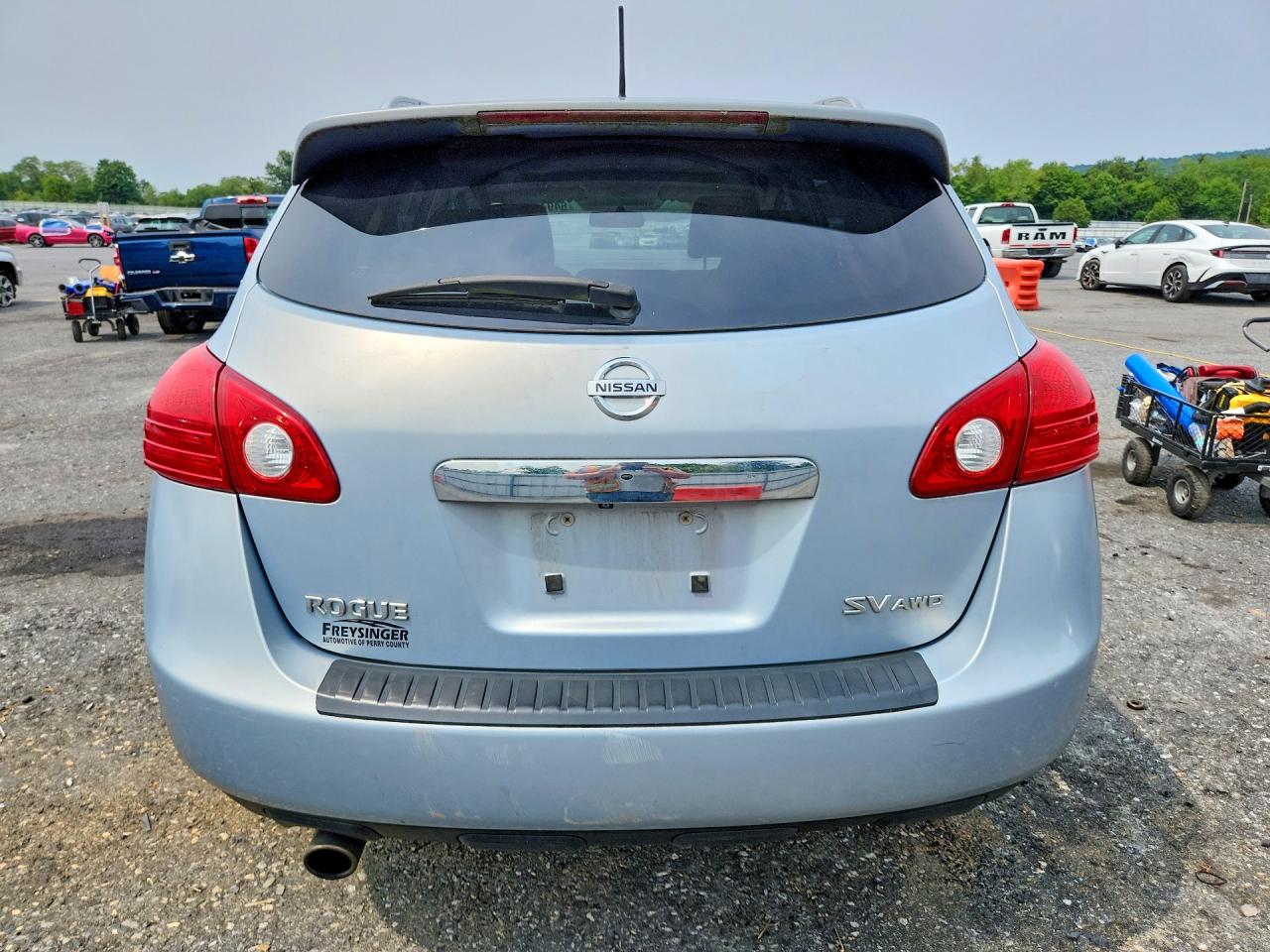 2012 Nissan Rogue S Silver vin: JN8AS5MVXCW390337