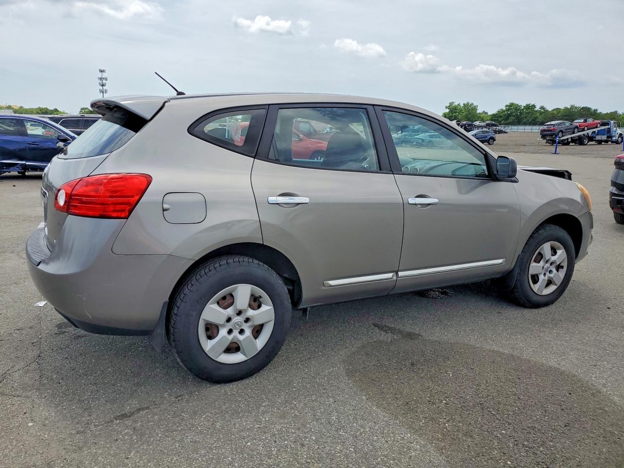 2012 Nissan Rogue S Silver vin: JN8AS5MVXCW712975