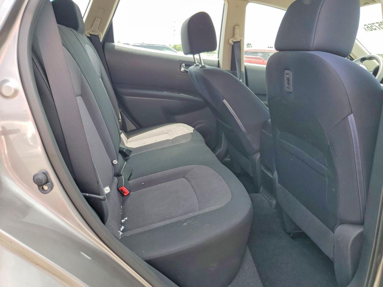 2012 Nissan Rogue S Silver vin: JN8AS5MVXCW712975