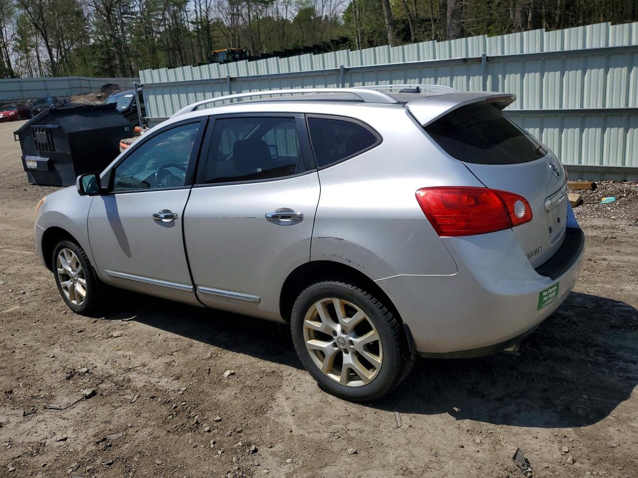 2013 Nissan Rogue S Серебряный vin: JN8AS5MVXDW109784