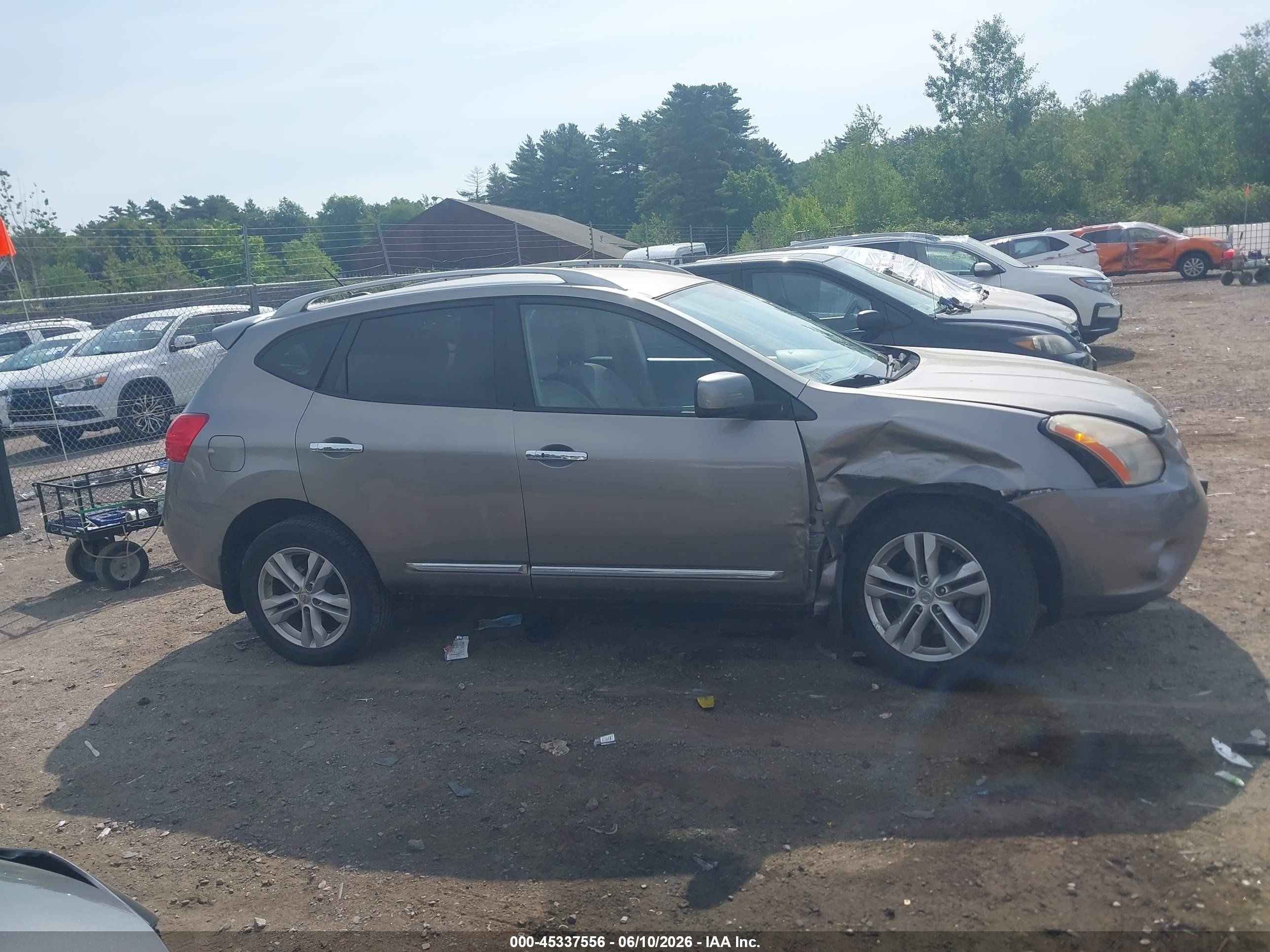 2013 Nissan Rogue Sv Silver vin: JN8AS5MVXDW114970