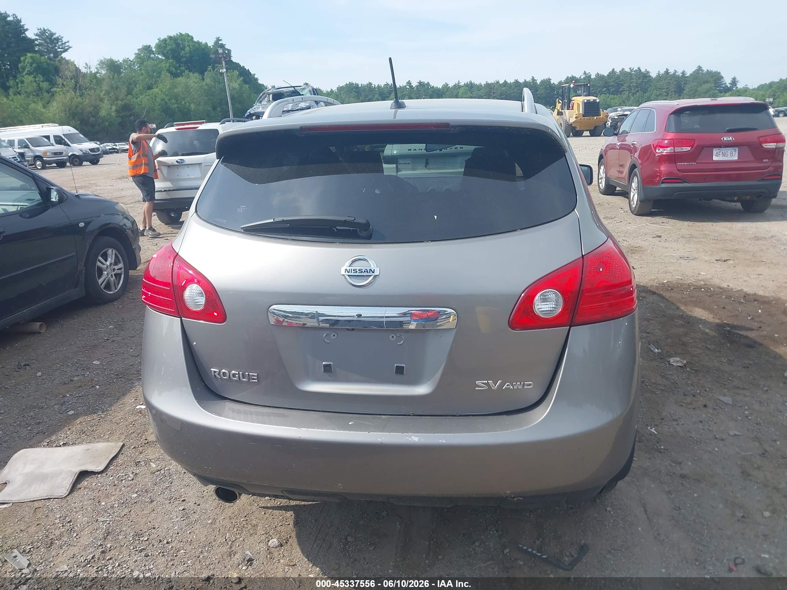 2013 Nissan Rogue Sv Silver vin: JN8AS5MVXDW114970