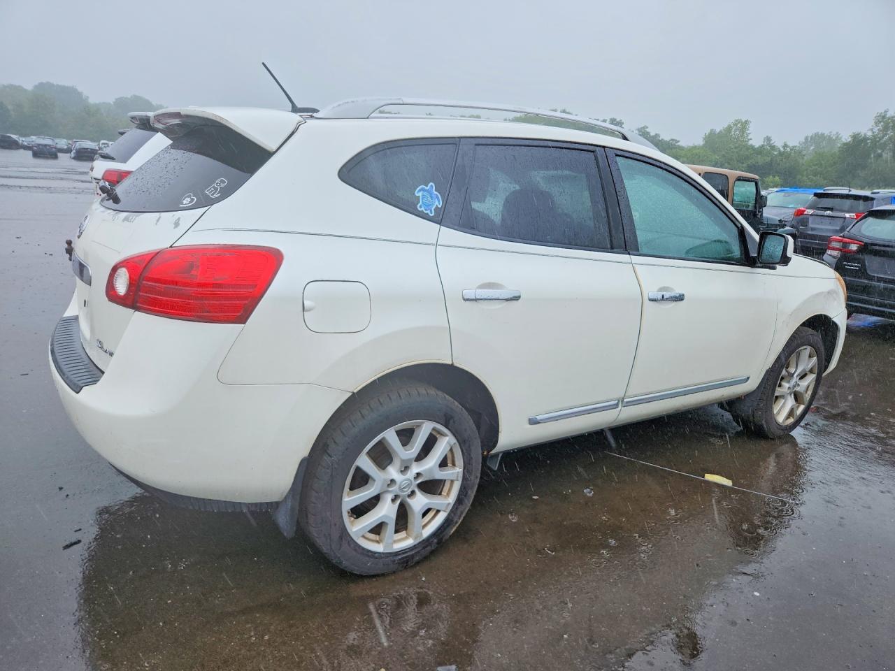 2013 Nissan Rogue S White vin: JN8AS5MVXDW142946