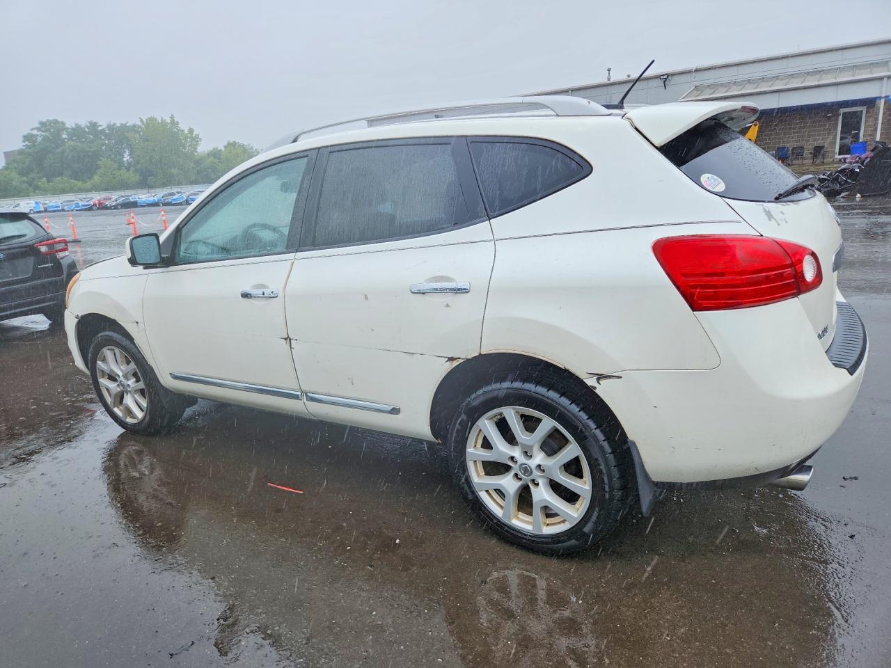 2013 Nissan Rogue S White vin: JN8AS5MVXDW142946