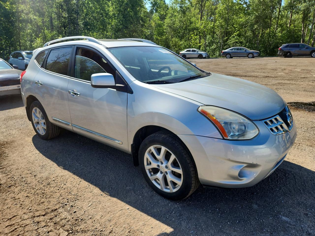 2013 Nissan Rogue S Silver vin: JN8AS5MVXDW143255