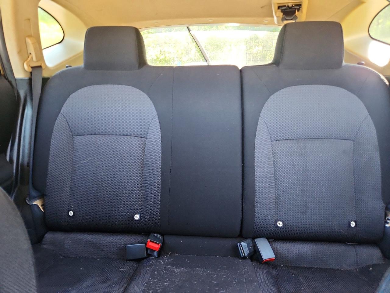 2013 Nissan Rogue S Silver vin: JN8AS5MVXDW143255