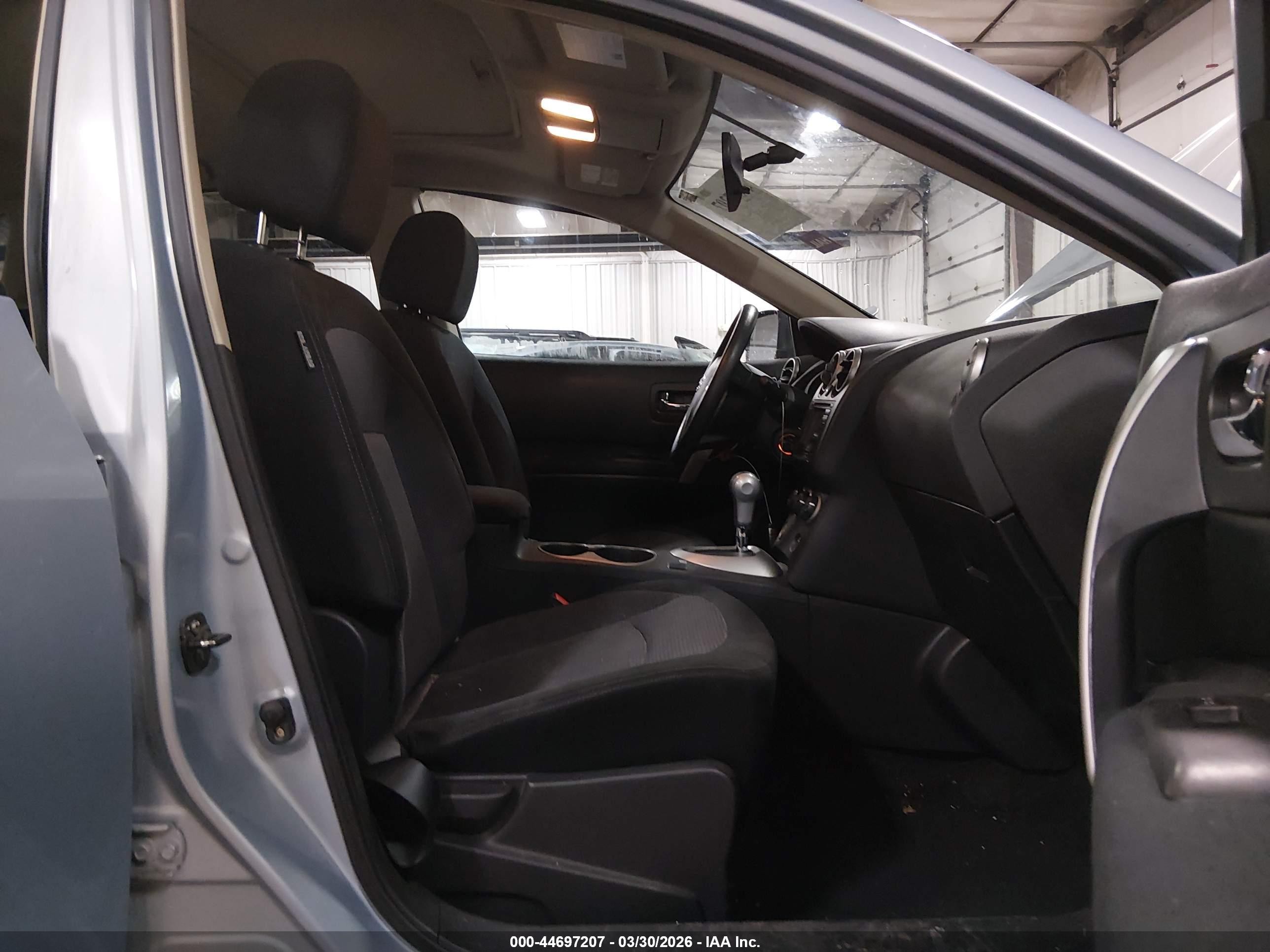 2013 Nissan Rogue Sv Light Blue vin: JN8AS5MVXDW145538