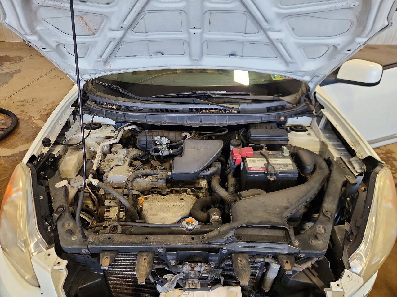 2013 Nissan Rogue S Белый vin: JN8AS5MVXDW151503