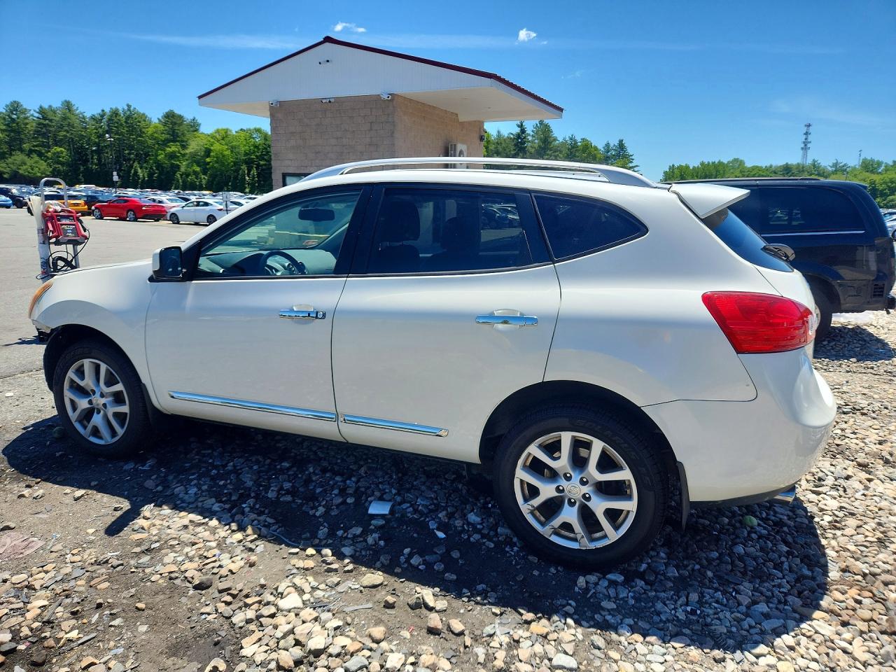 2013 Nissan Rogue S White vin: JN8AS5MVXDW610111