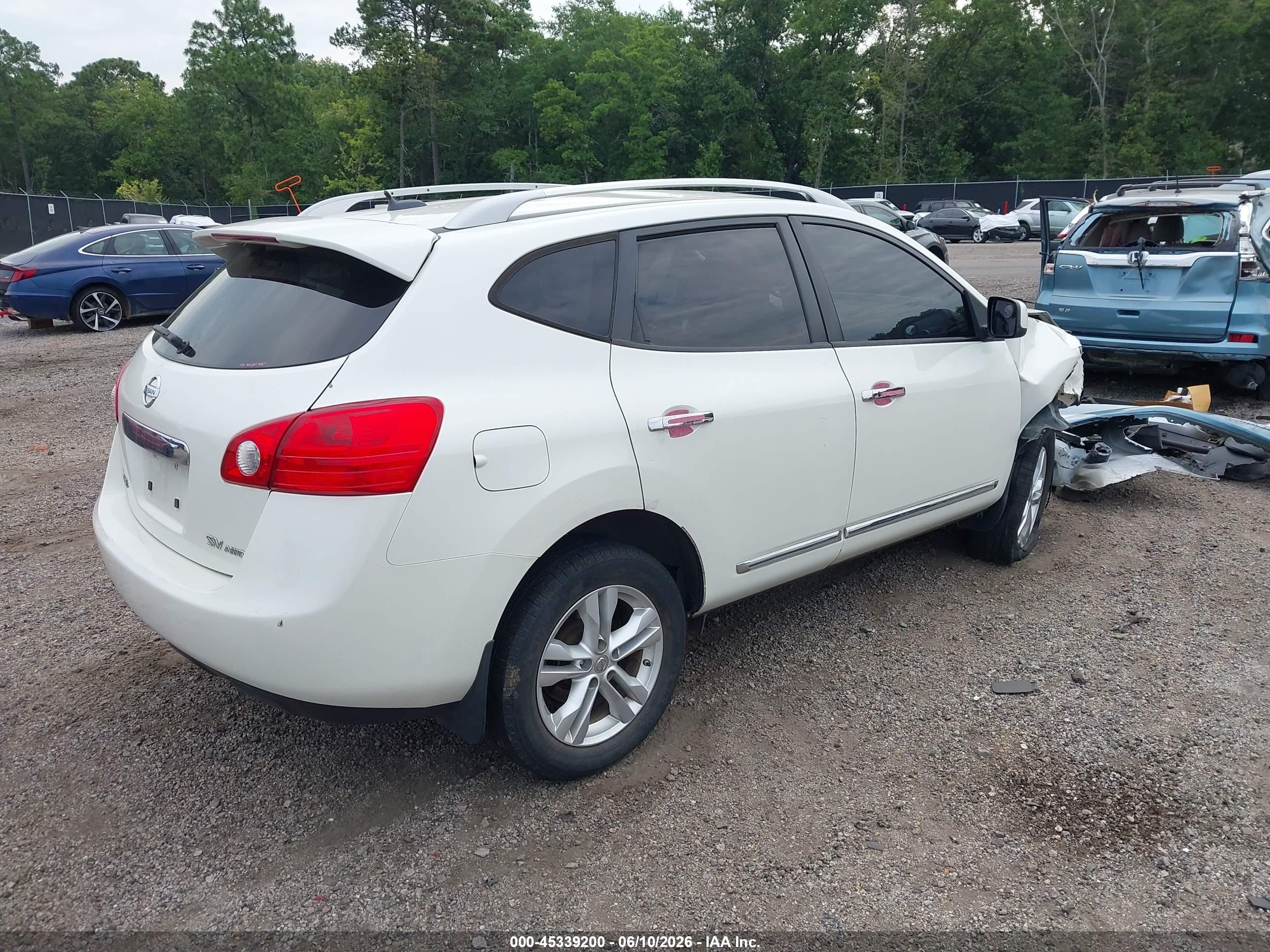 2013 Nissan Rogue Sv Белый vin: JN8AS5MVXDW610416