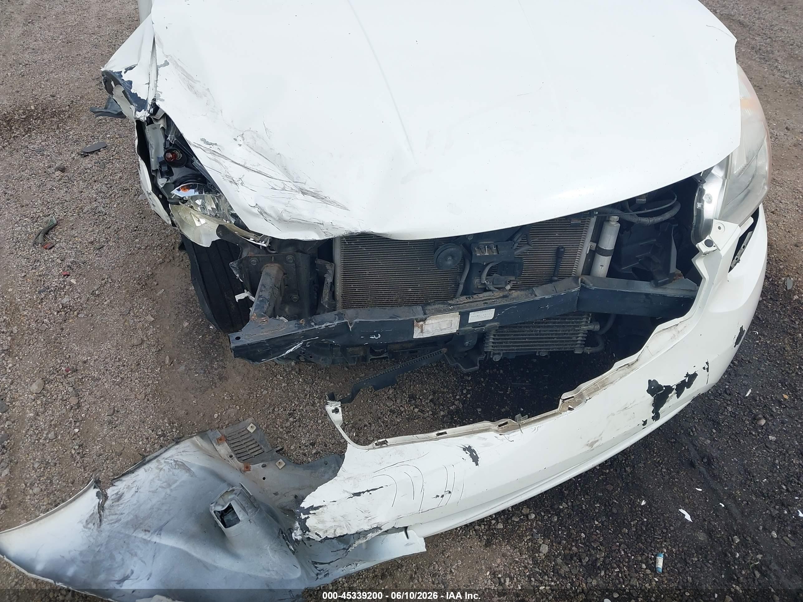 2013 Nissan Rogue Sv Белый vin: JN8AS5MVXDW610416