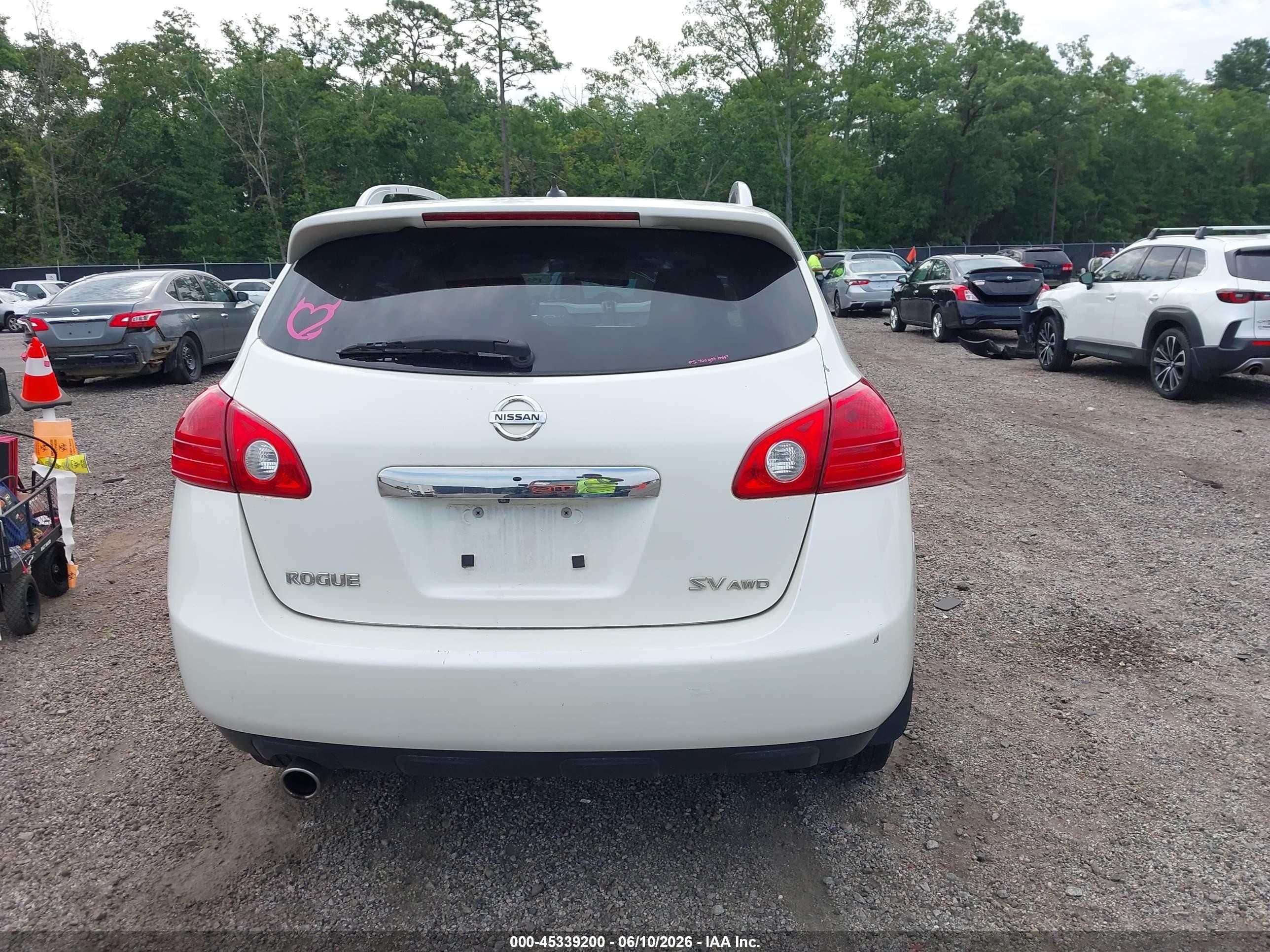2013 Nissan Rogue Sv Белый vin: JN8AS5MVXDW610416