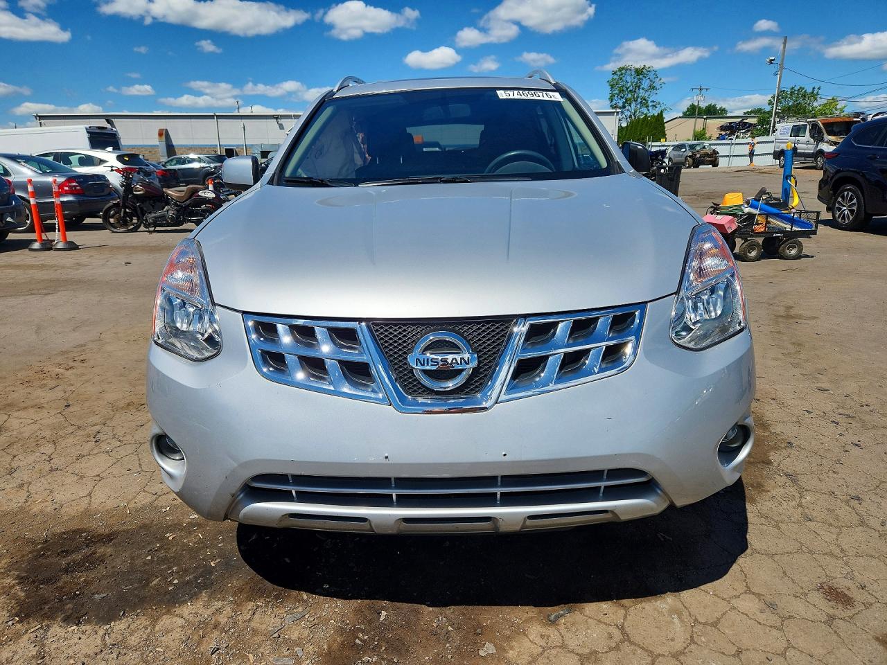 2013 Nissan Rogue S Серебряный vin: JN8AS5MVXDW651919