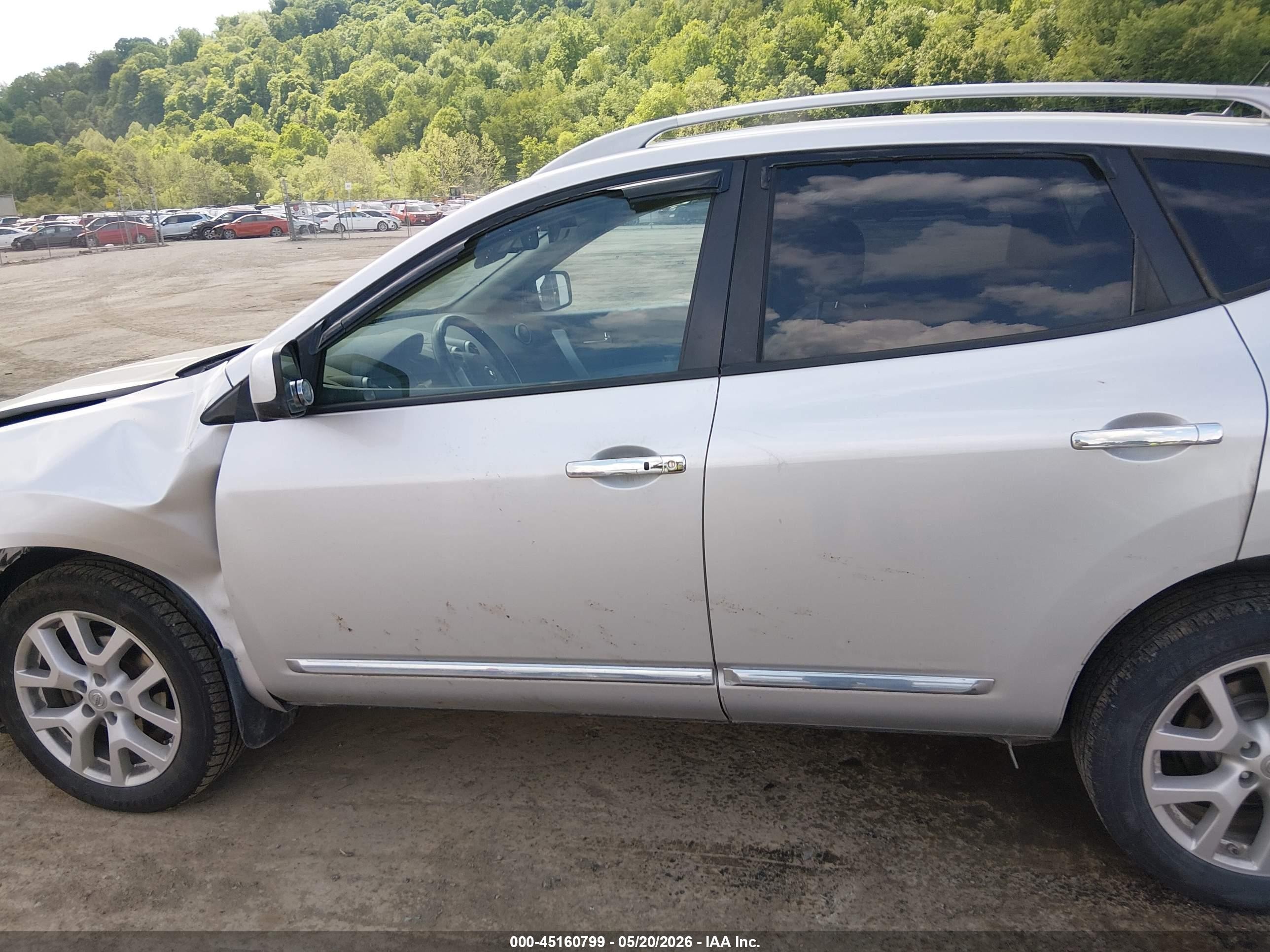 2013 Nissan Rogue Sv W/sl Pkg Silver vin: JN8AS5MVXDW653959