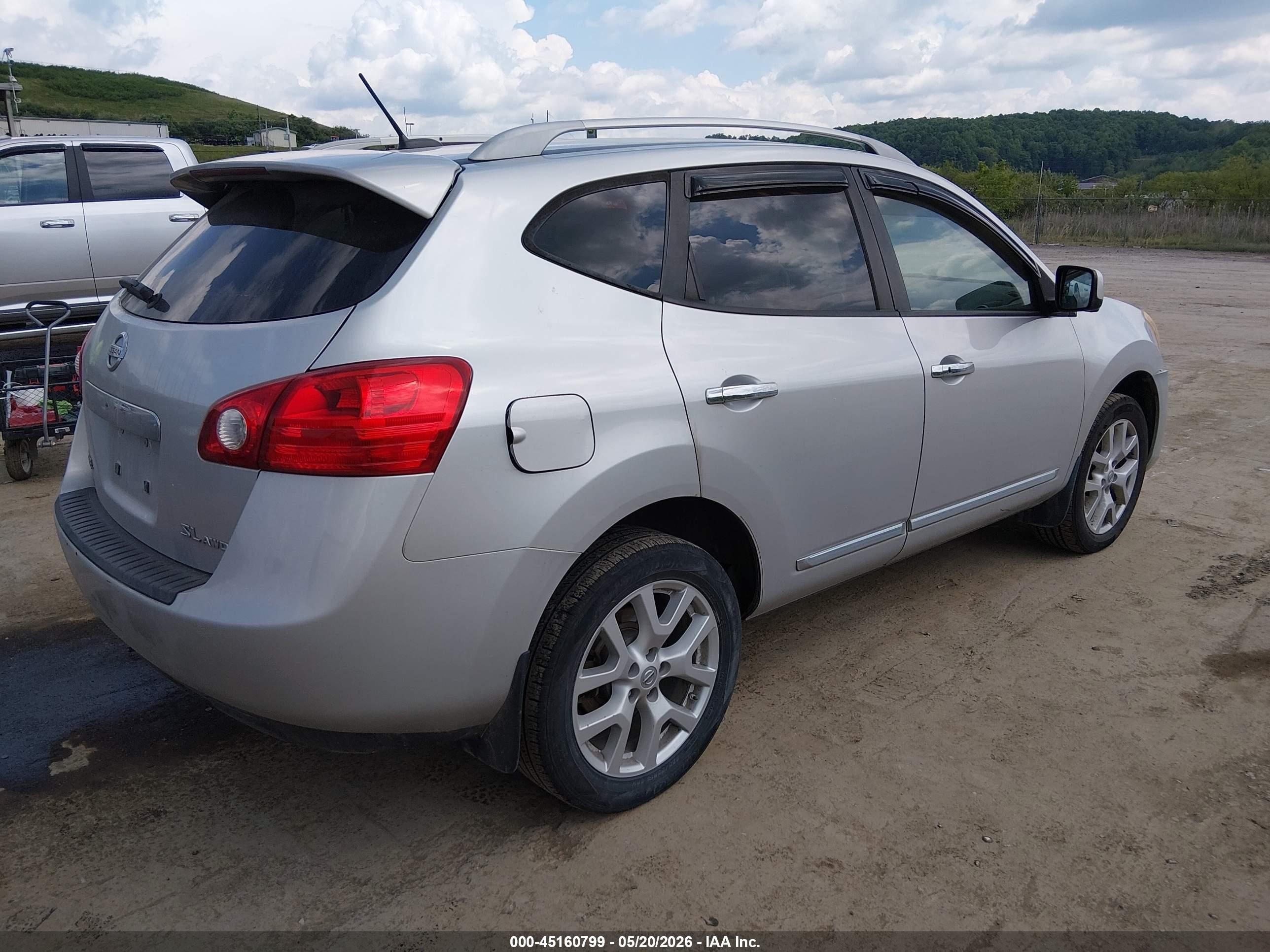 2013 Nissan Rogue Sv W/sl Pkg Silver vin: JN8AS5MVXDW653959