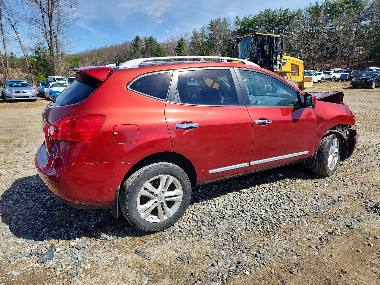 2013 Nissan Rogue S Red vin: JN8AS5MVXDW657980