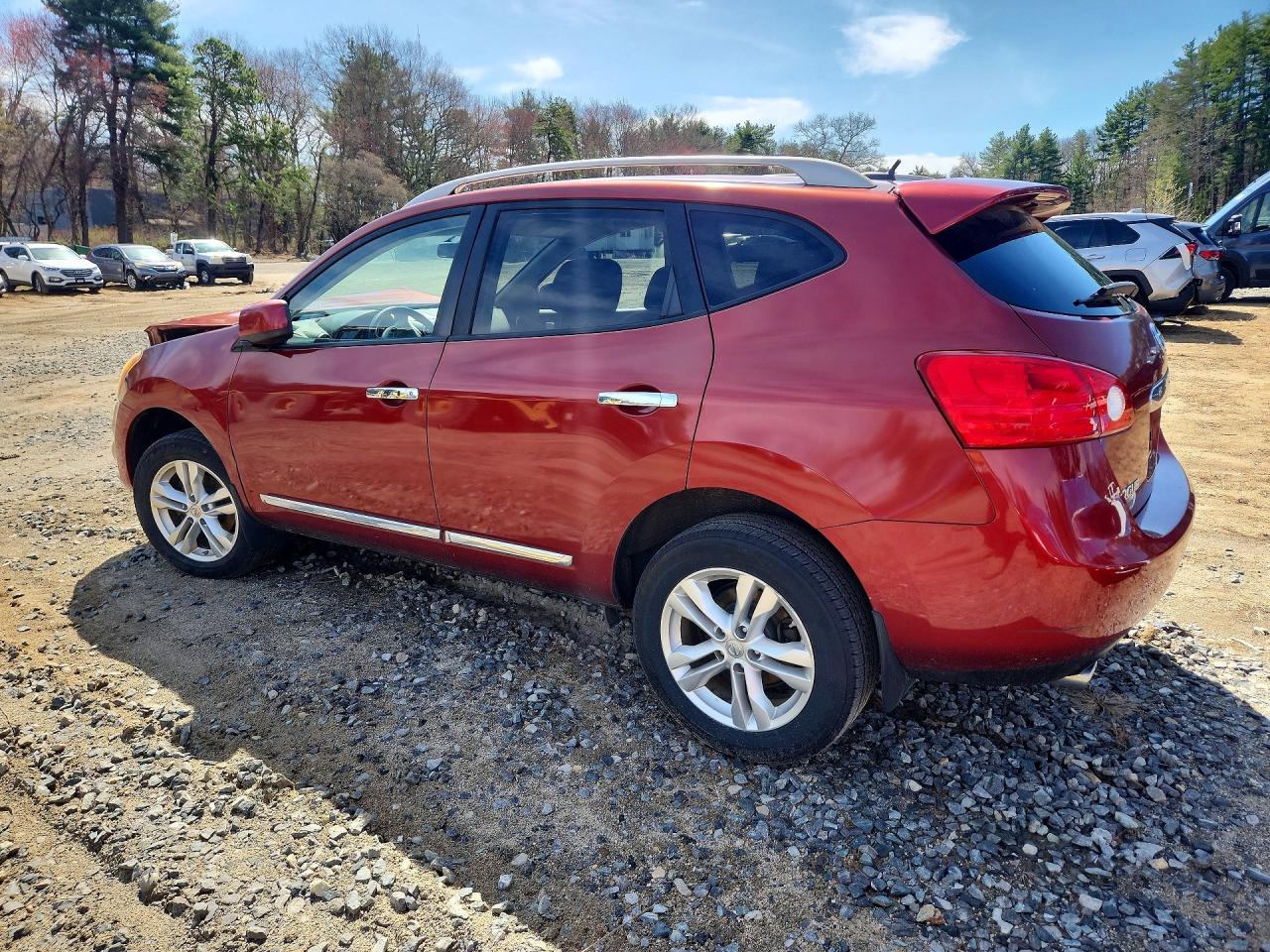 2013 Nissan Rogue S Red vin: JN8AS5MVXDW657980
