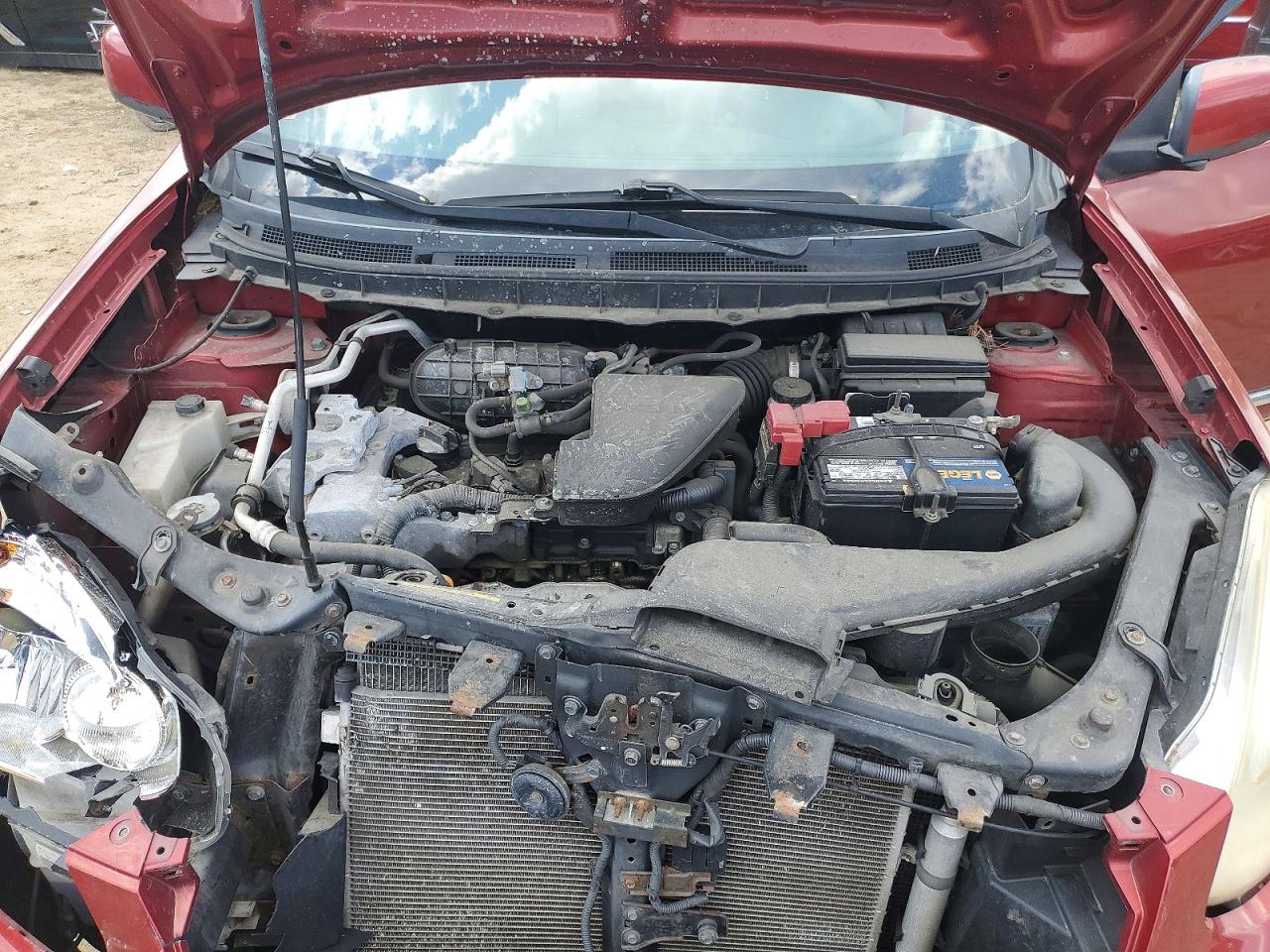 2013 Nissan Rogue S Red vin: JN8AS5MVXDW657980