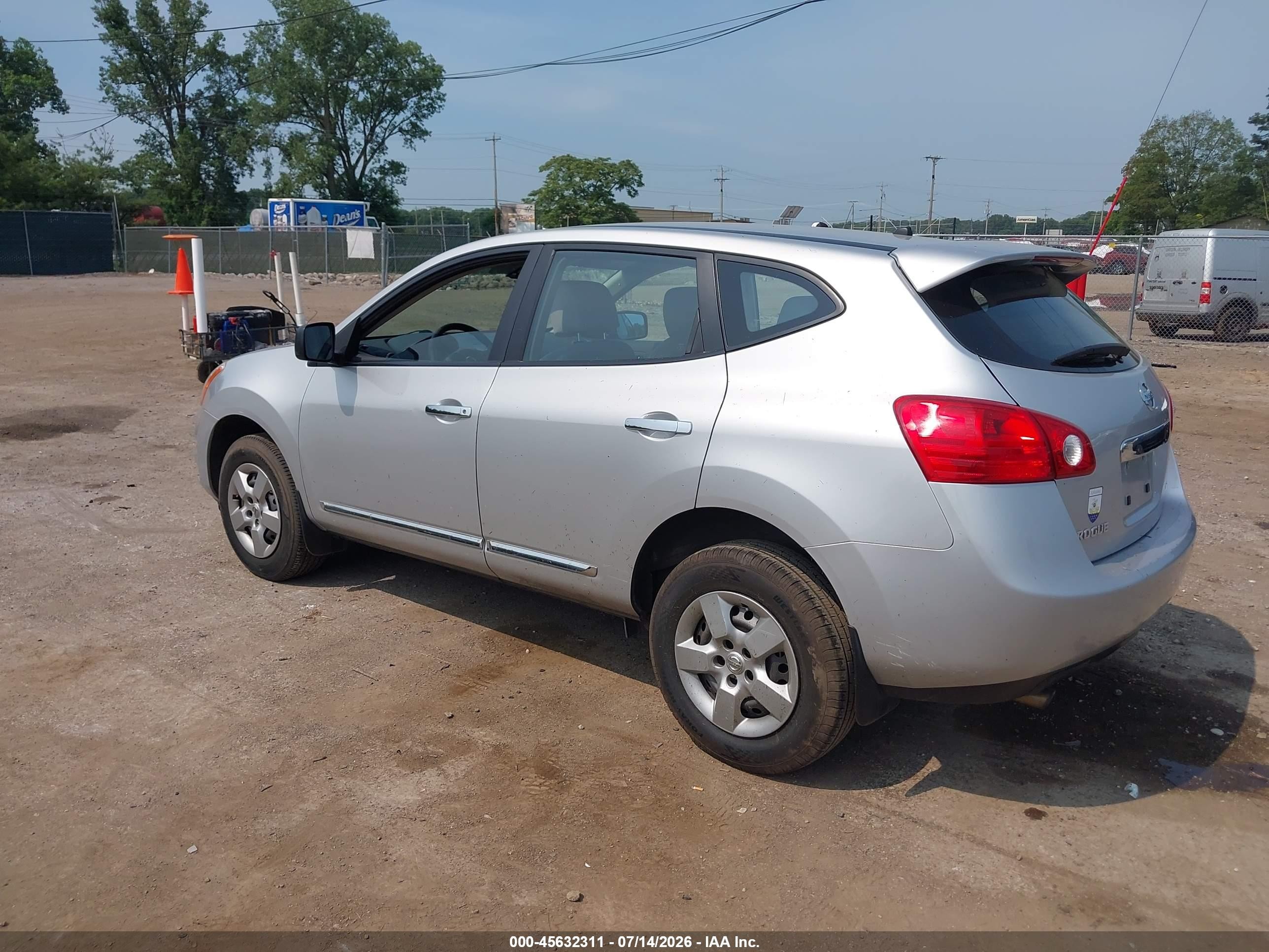 2013 Nissan Rogue S Silver vin: JN8AS5MVXDW660880