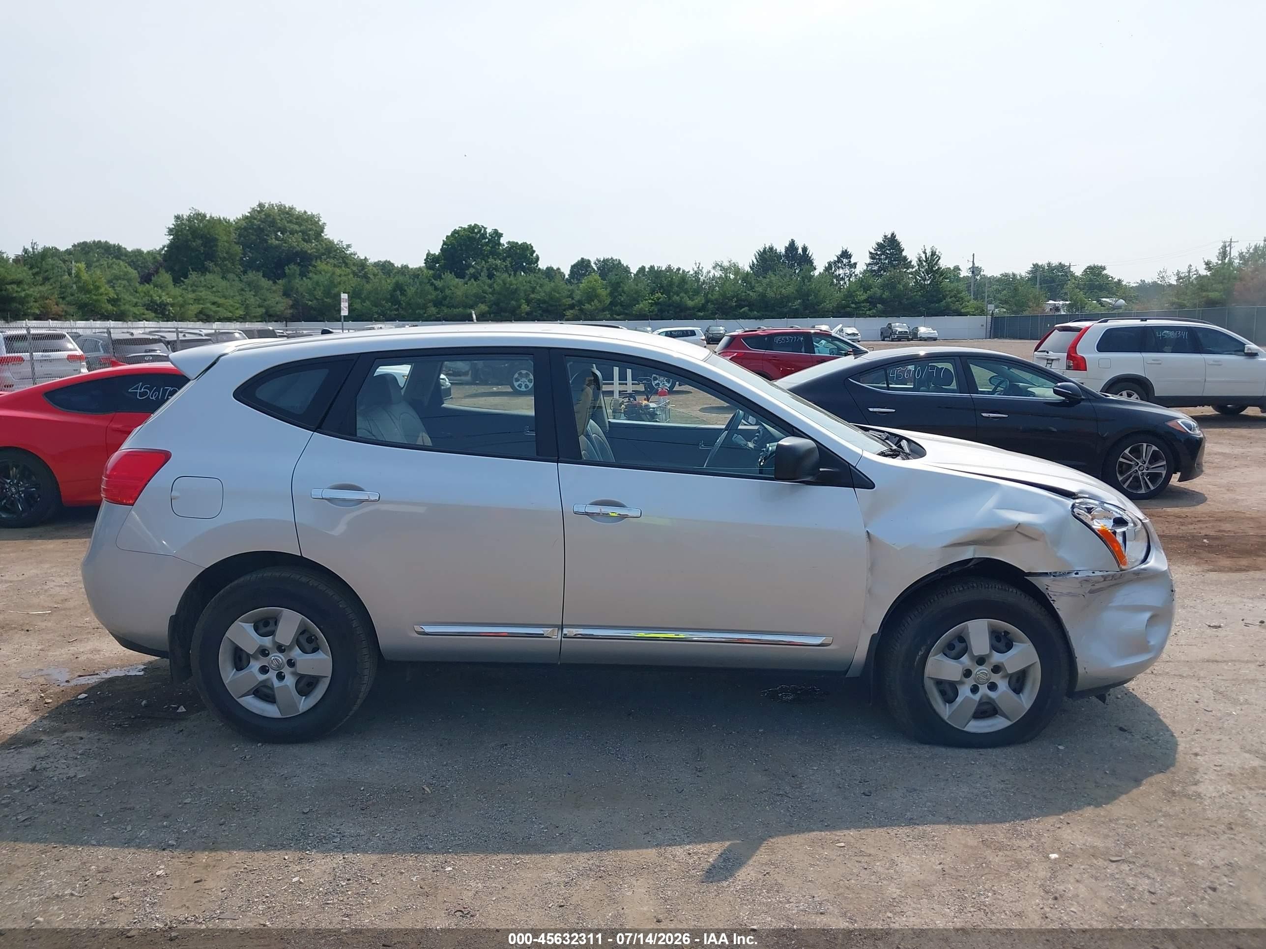 2013 Nissan Rogue S Silver vin: JN8AS5MVXDW660880
