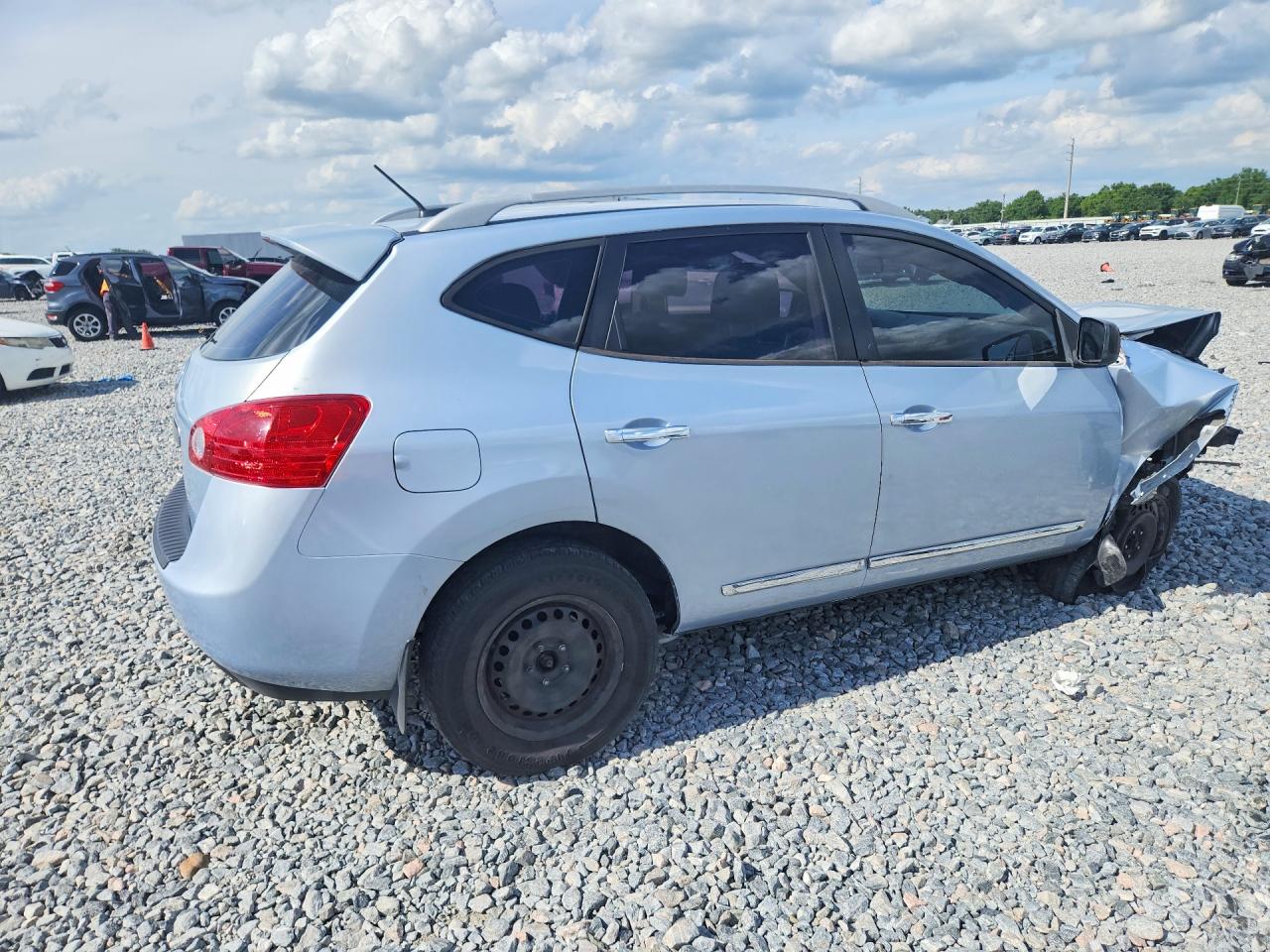2014 Nissan Rogue Select S Silver vin: JN8AS5MVXEW200121
