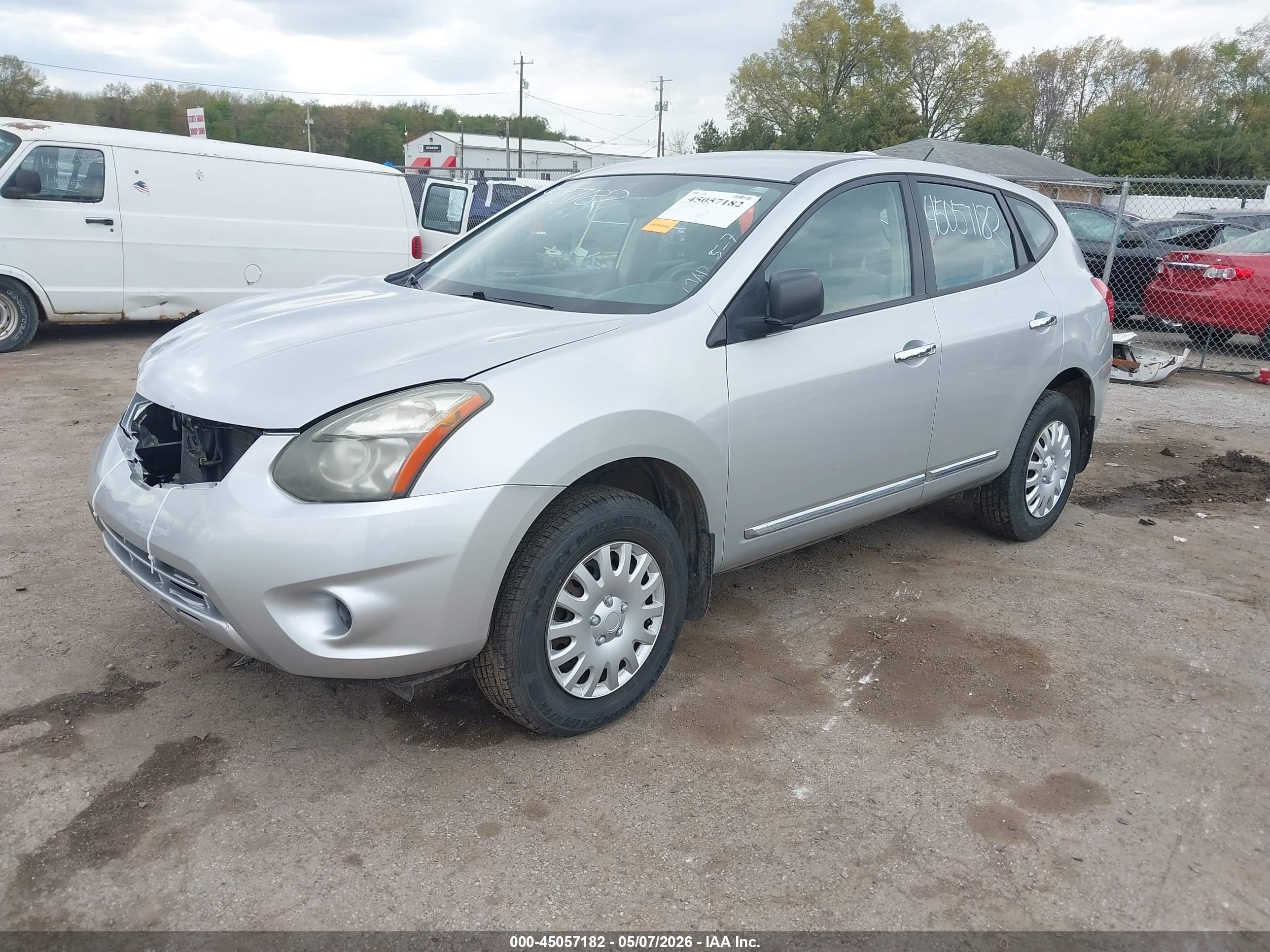 2014 Nissan Rogue Select S Silver vin: JN8AS5MVXEW700456