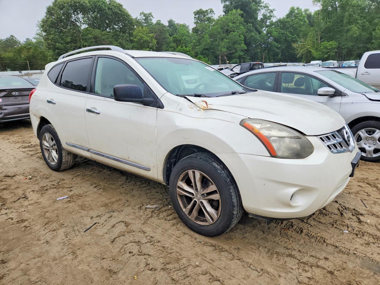 2015 Nissan Rogue Select S White vin: JN8AS5MVXFW250650